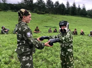 Быть крепким телом и духом!